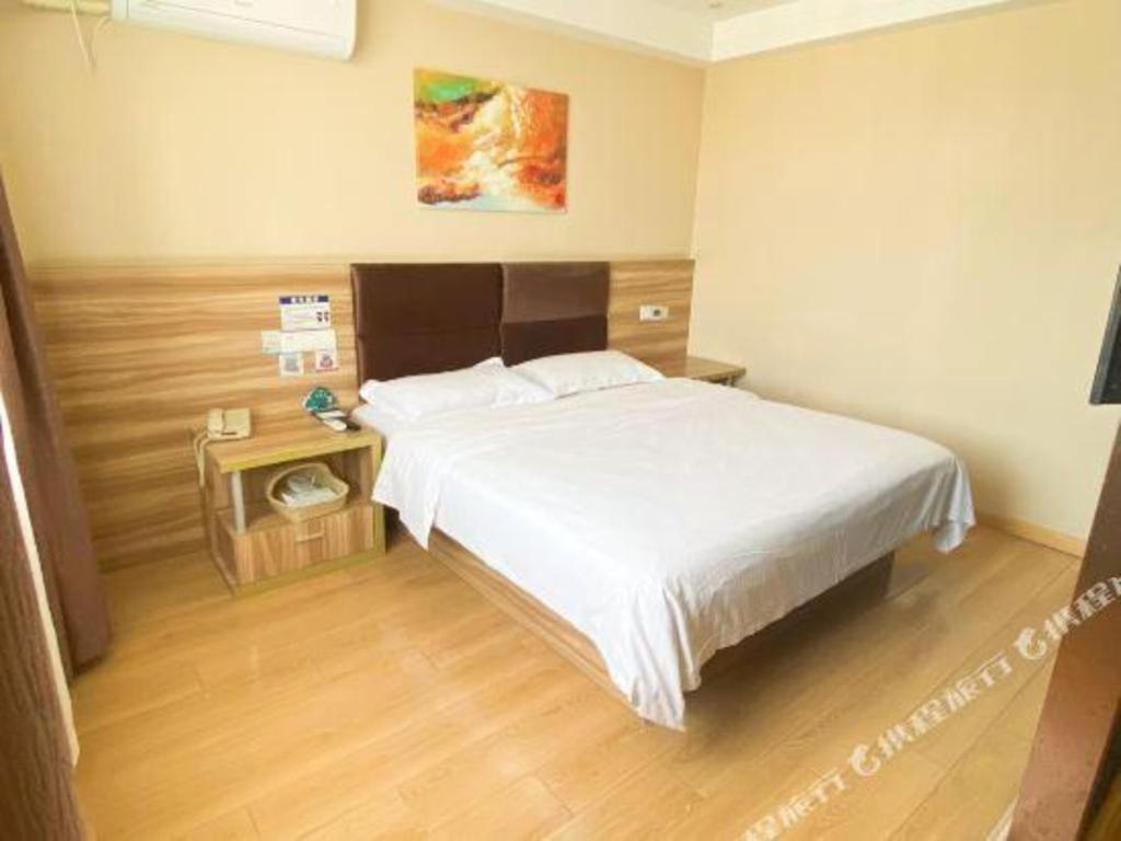 Greentree Inn Shanghai Kangqiao Industrial Zone Jinxiu Road Business Hotel 3* Shanghai