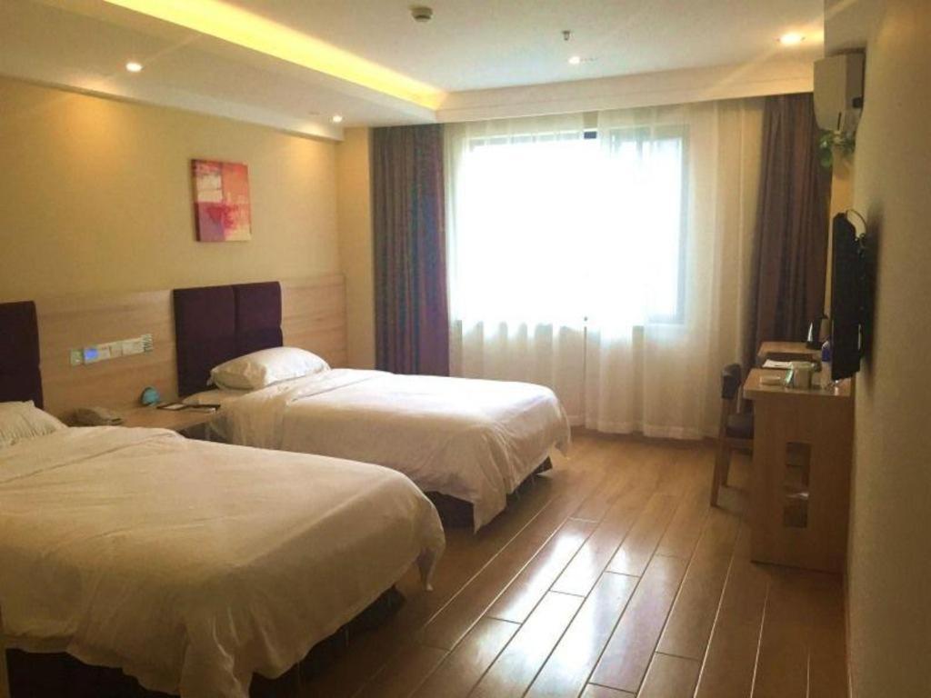 Greentree Inn Shanghai Kangqiao Industrial Zone Jinxiu Road Business Hotel 3*